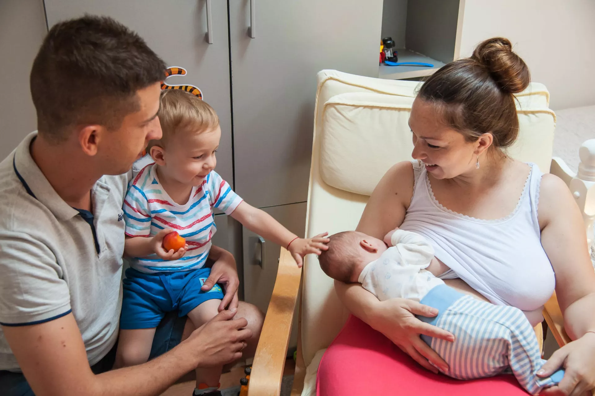 Implementing the baby-friendly hospital initiative