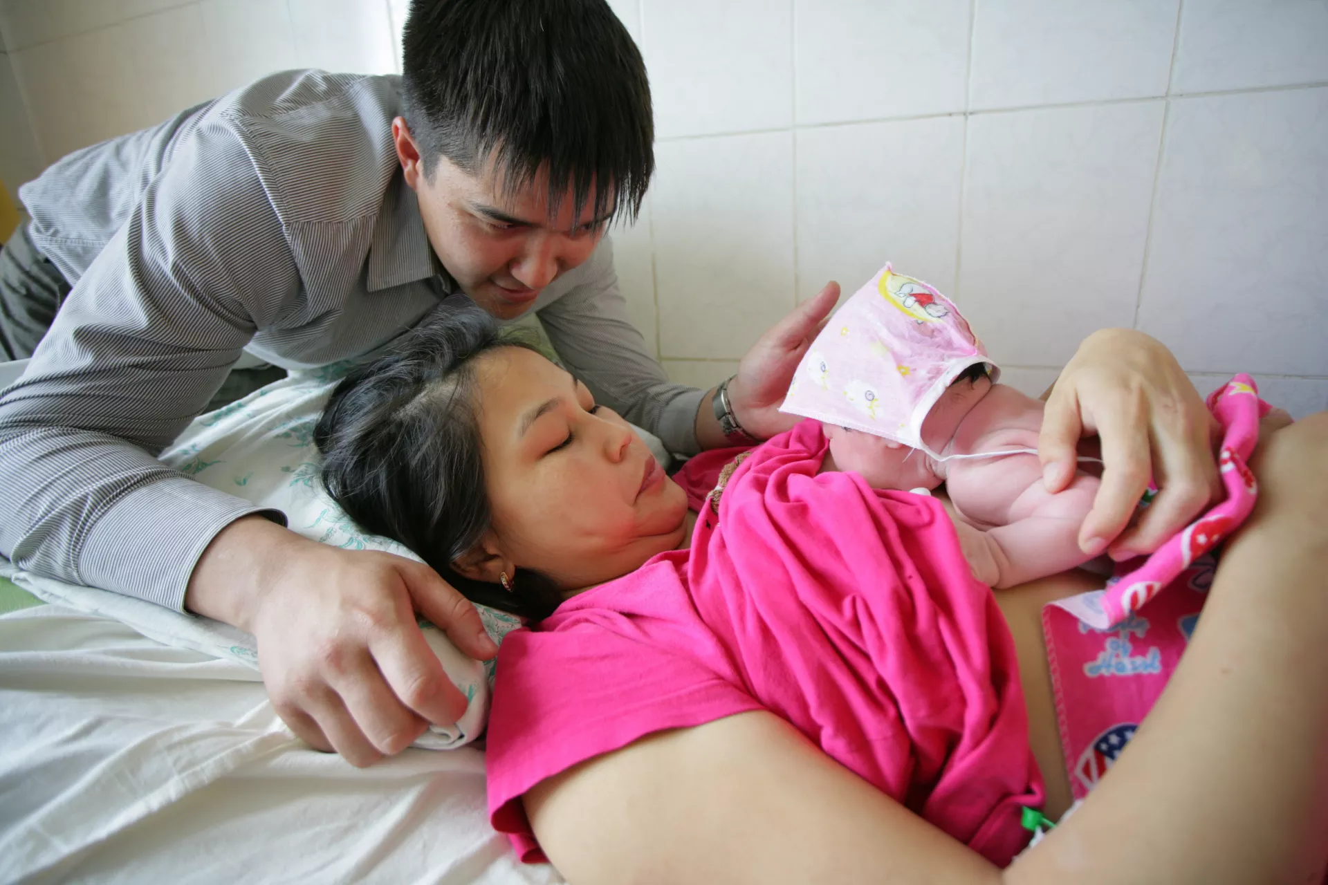 Capture the Moment: Early initiation of breastfeeding